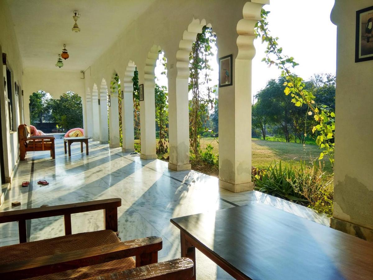 Royal Farm Bharatpur Apartment Luaran gambar