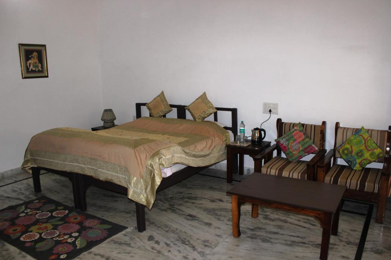 Royal Farm Bharatpur Apartment Luaran gambar