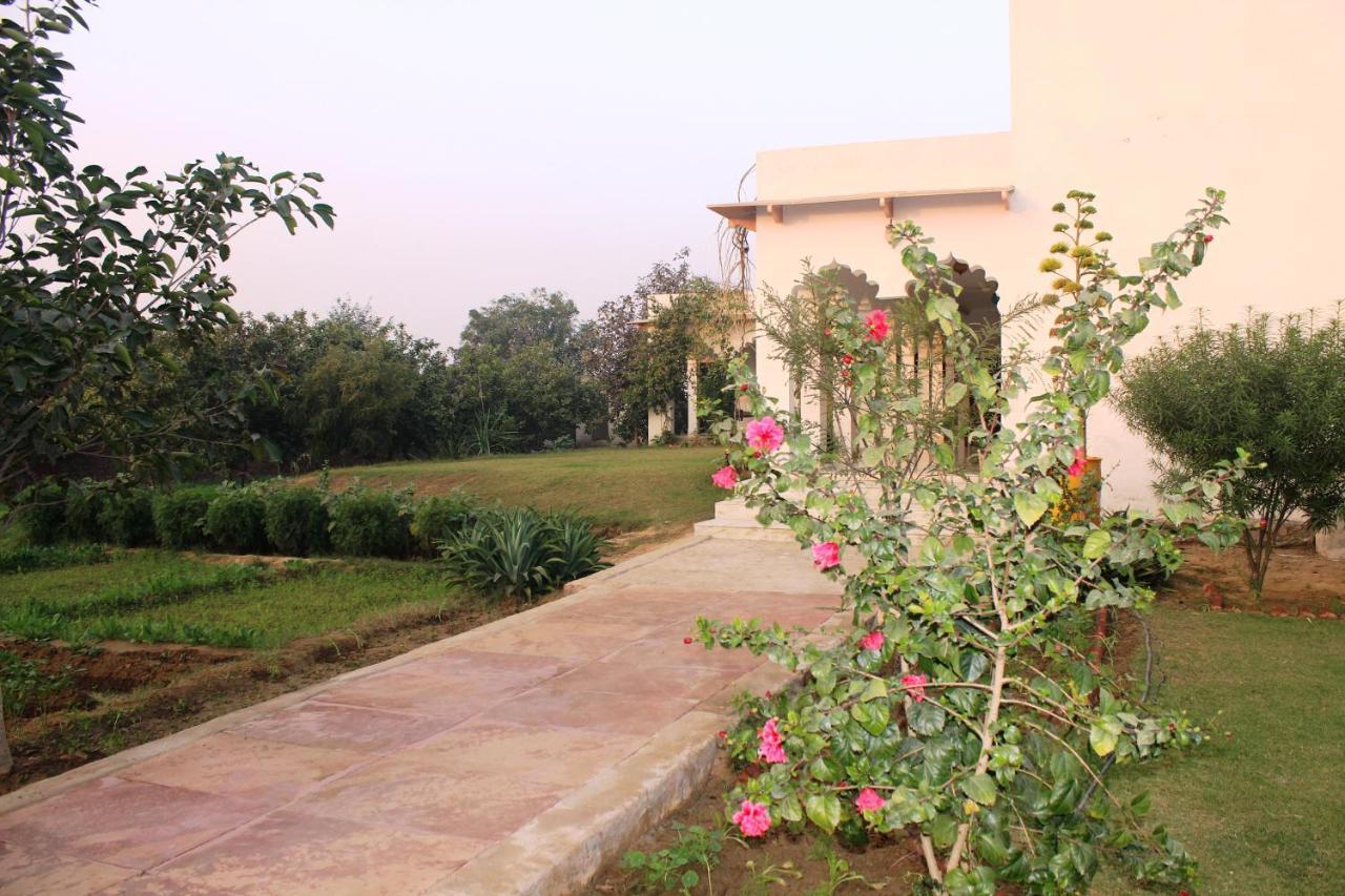 Royal Farm Bharatpur Apartment Luaran gambar